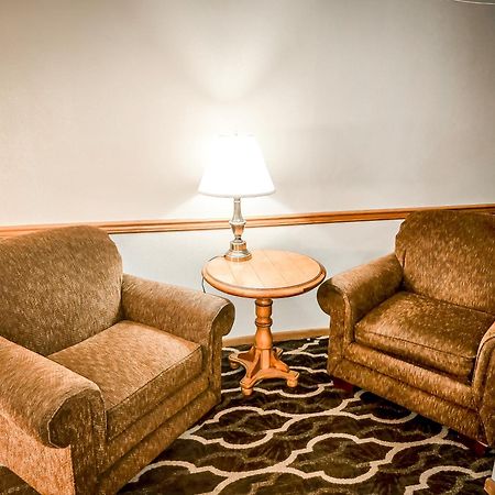 Quality Inn Селинсгроув Екстериор снимка