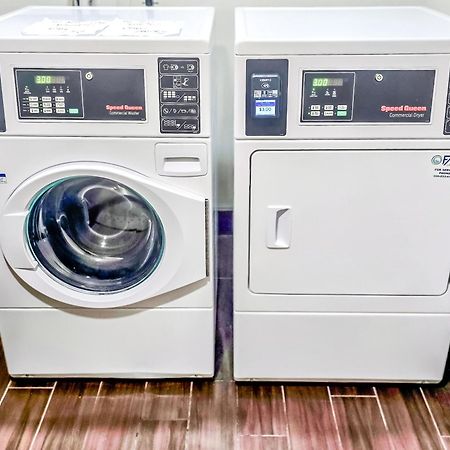 Quality Inn Селинсгроув Екстериор снимка