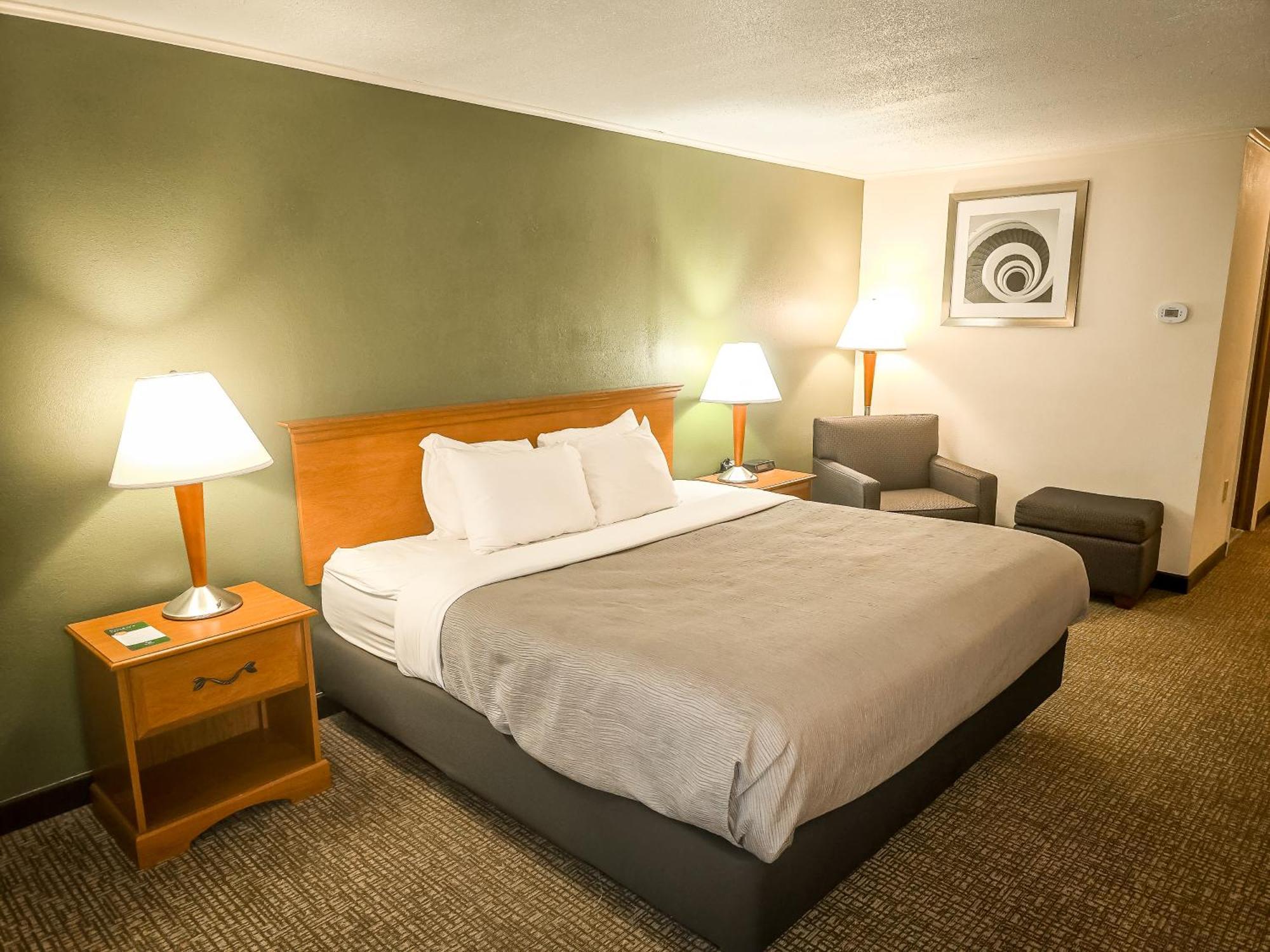 Quality Inn Селинсгроув Екстериор снимка